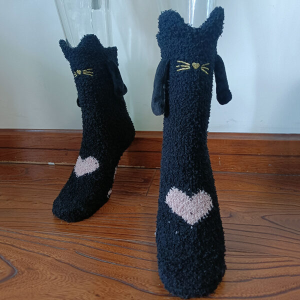 Magnetic Suction Hand In Hand Couple Socks - Image 7